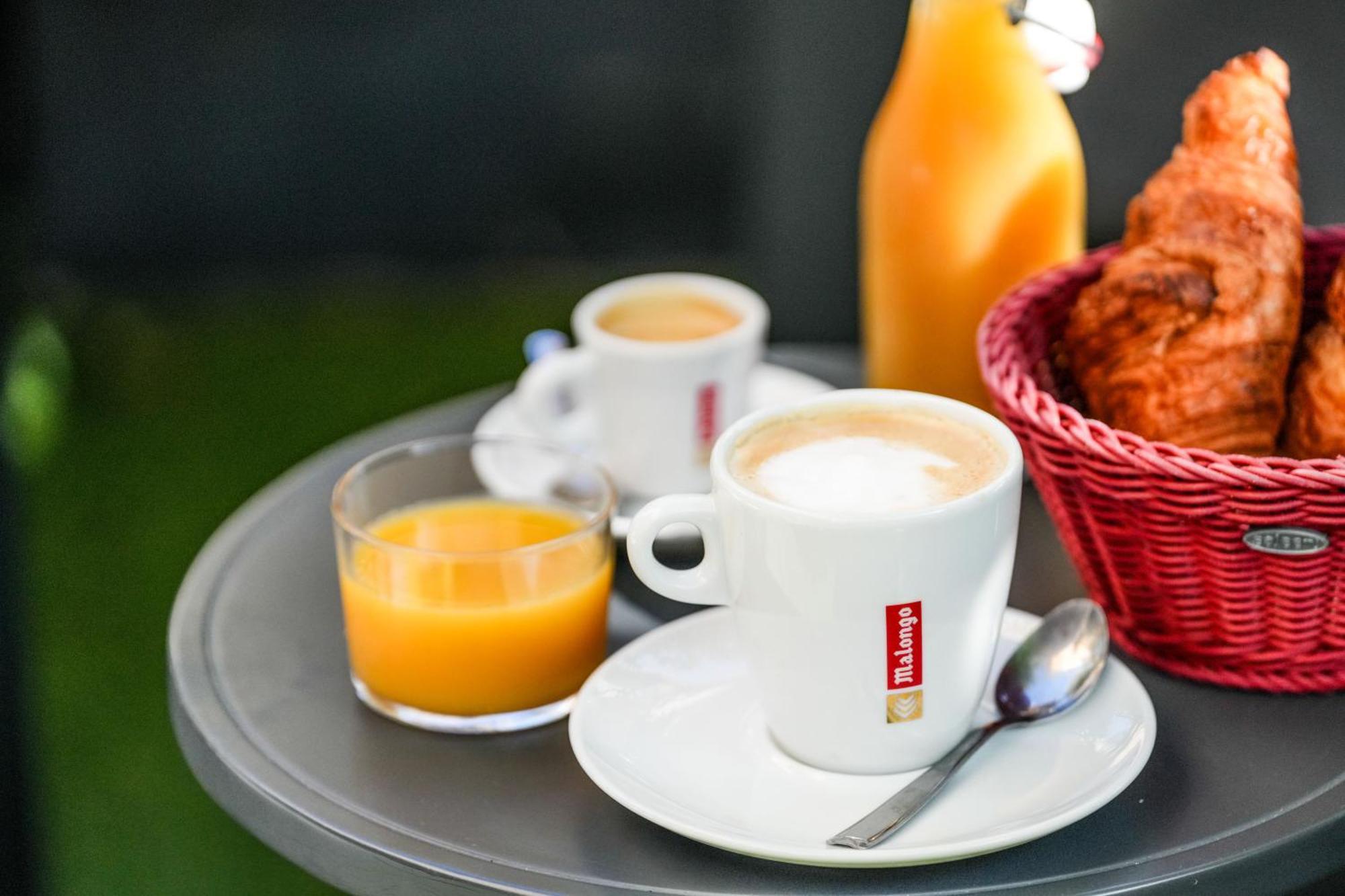 Logis Hotel & Restaurant Le Cadet De Gascogne Saint-Justin  Zewnętrze zdjęcie