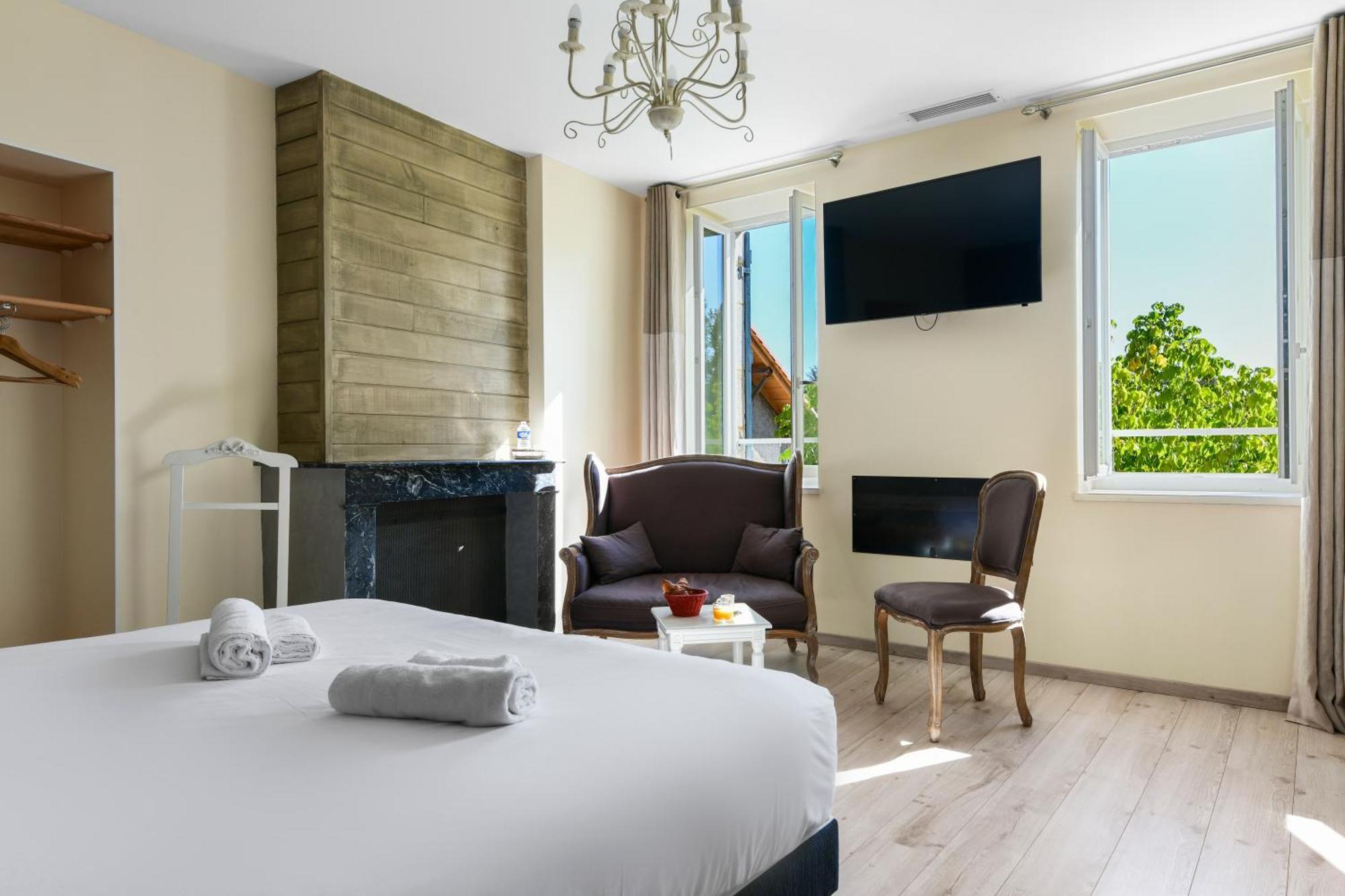 Logis Hotel & Restaurant Le Cadet De Gascogne Saint-Justin  Zewnętrze zdjęcie